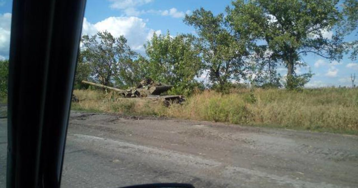 Очевидцы заметили российскую военную технику под Луганском / © Facebook/ЄвроМайдан – EuroMaydan