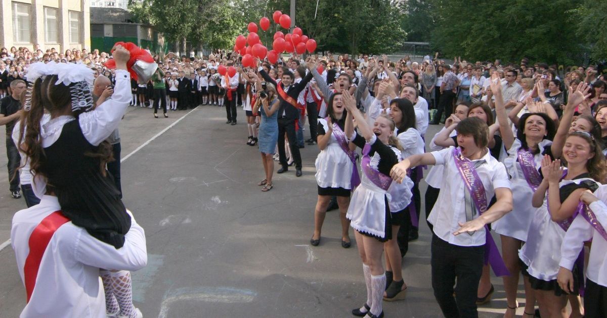 Выпускники