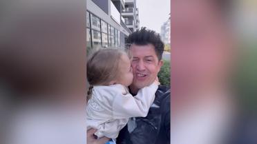 Андрій Джеджула показав зворушливе відео, як вперше за 10 місяців зустрівся з донькою