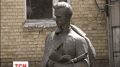 У столиці зникли півтори сотні комуністичних монументів та пам’ятних дошок