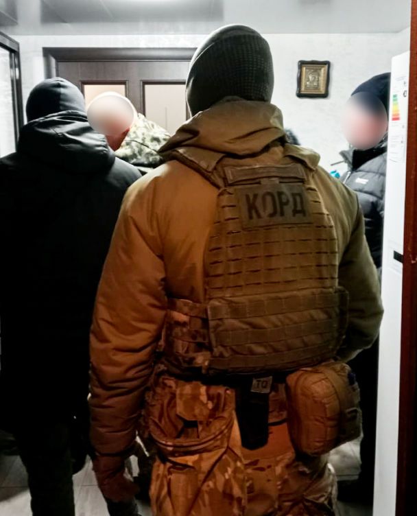 Наразі усі четверо фігурантів перебувають під вартою / Фото: поліція Рівненської області / © 