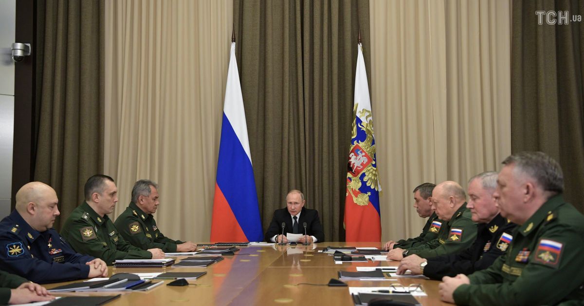 У Росії хочуть оновити умови застосування ядерної зброї