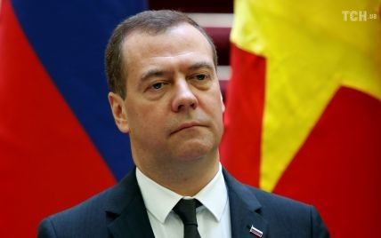 Медведев создал группу по интеграции РФ с Беларусью