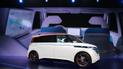 В Лас-Вегасе Volkswagen выкатил электрический минивэн Budd-e