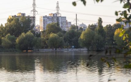 На озере в Киеве обнаружили тело 35-летней женщины, после ссоры с мужем