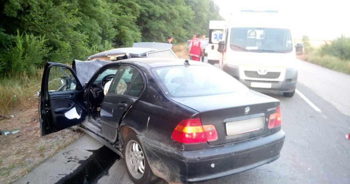 Поліцейський, BMW якого убив трьох людей, вийшов на свободу під заставу
