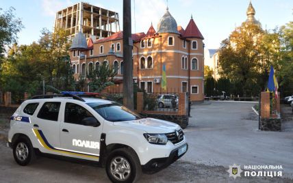 Сутички біля собору в Черкасах: в поліції назвали кількість постраждалих (фото)