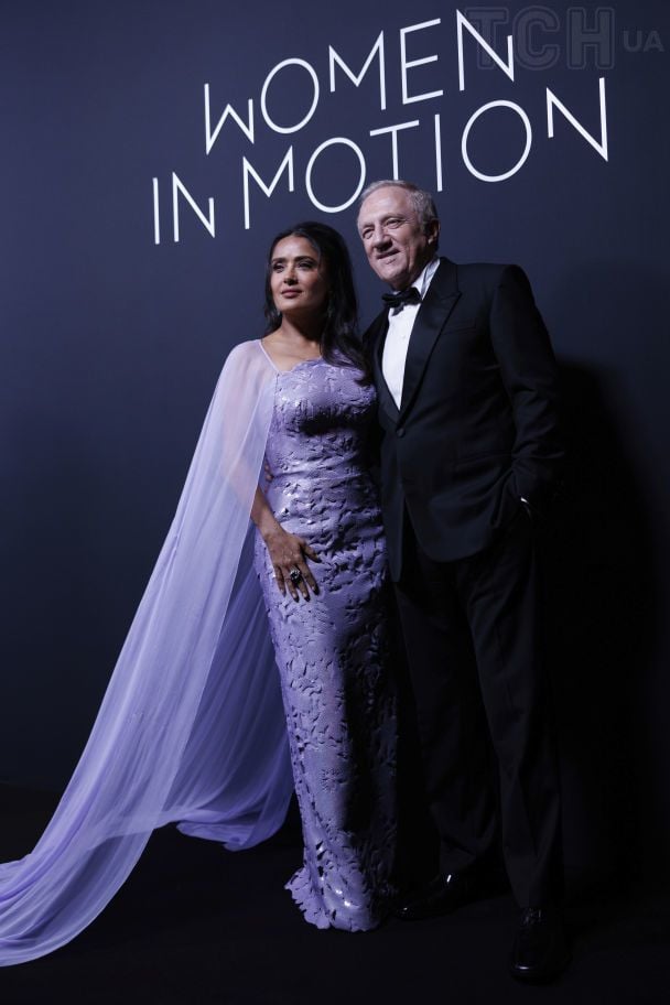 Сальма Гаєк з чоловіком / © Associated Press