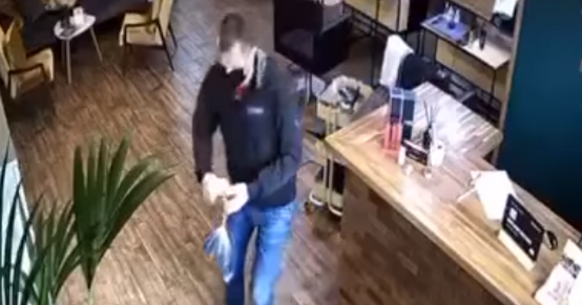 Поліція Бучанщини викрила мародера, який обікрав салон краси у Вишневому: відео