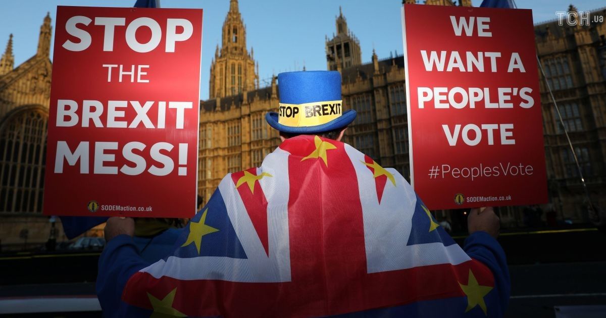 Велика Британія та ЄС ухвалили угоду про Brexit: що вона означає і чому не сподобається більшості британців