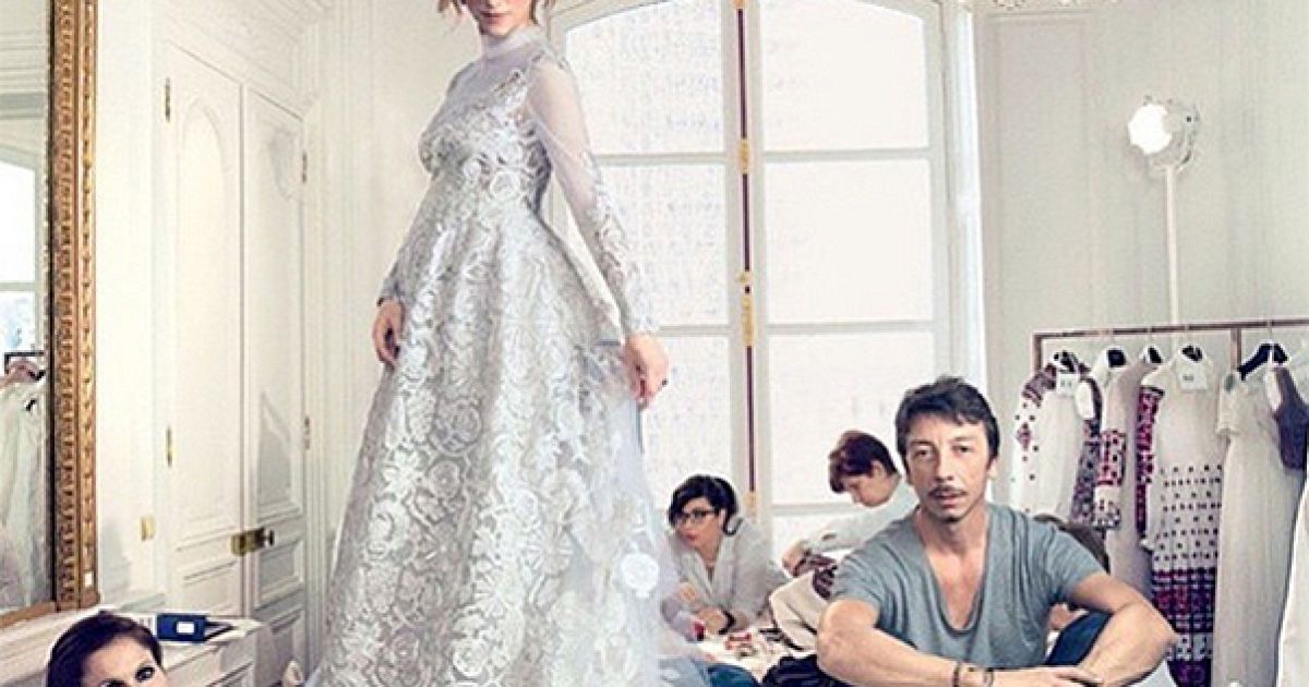 Софи Хантер в свадебном платье от Valentino