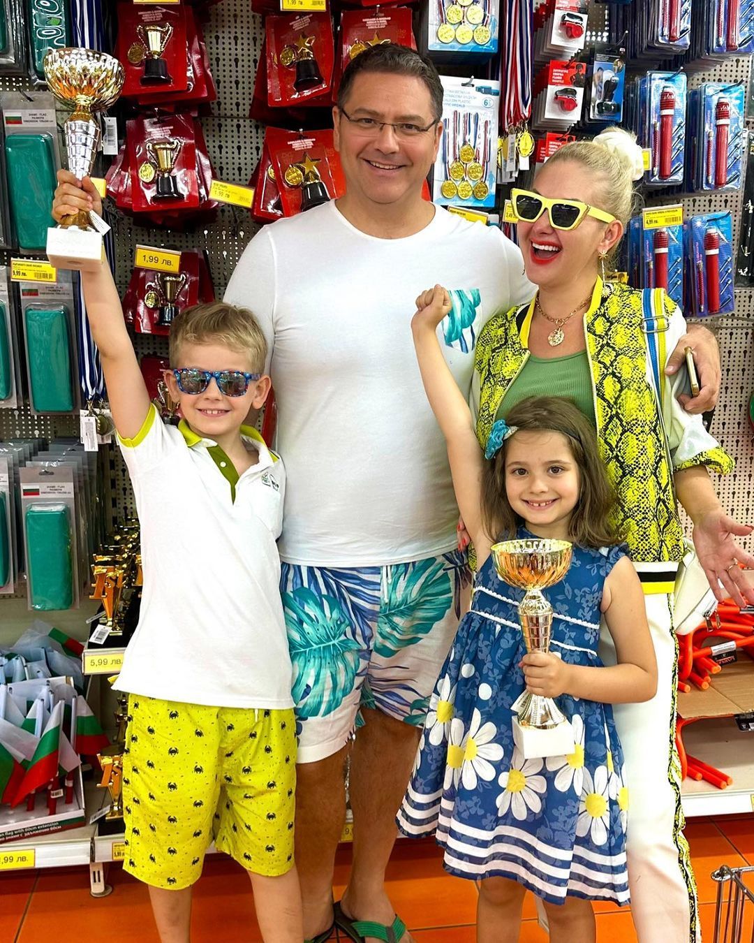 Екатерина Бужинская с мужем и детьми / © instagram.com/buzhynska