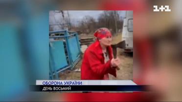 "Переб`ю тих окупантів", - жінка з сокирою стала зіркою соцмереж