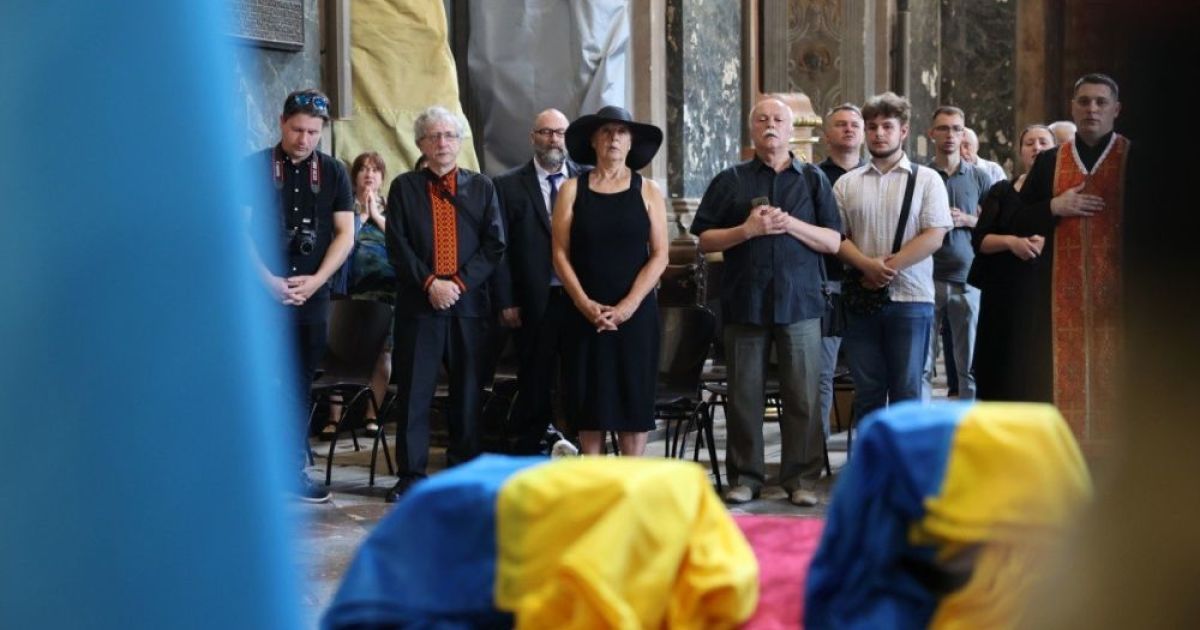 Поховання праху сотника УПА Євгена Штендери