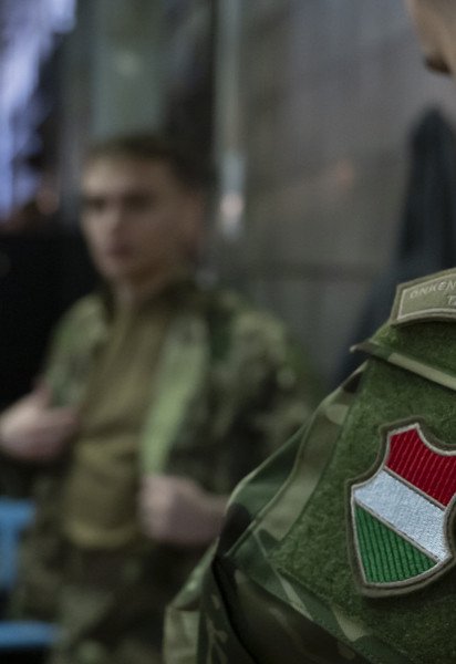 Угорщина стягнула військових до 75 енергооб'єктів через Україну