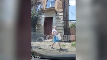 У Дніпрі прохожий накинувся на військового зі словами "Слава Росії"