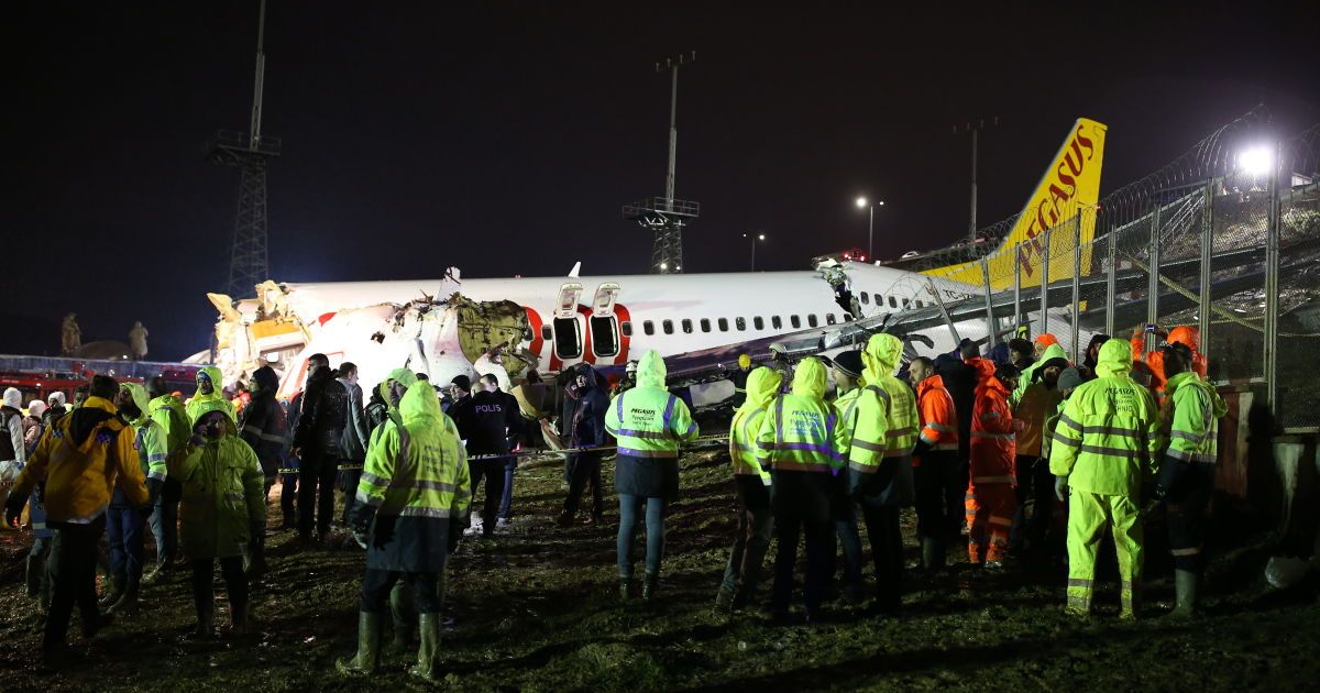 Аварія літака у Стамбулі_16 / © Associated Press