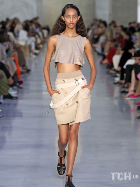 Коллекция Max Mara прет-а-порте сезона весна-лето 2022 / © East News