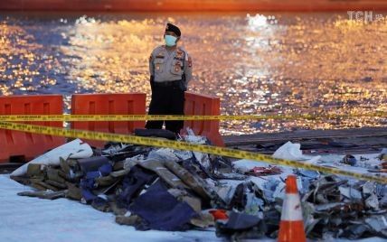 Авиакатастрофа в Индонезии: парламент требует от авиакомпании пересмотреть контракт на закупку Boeing