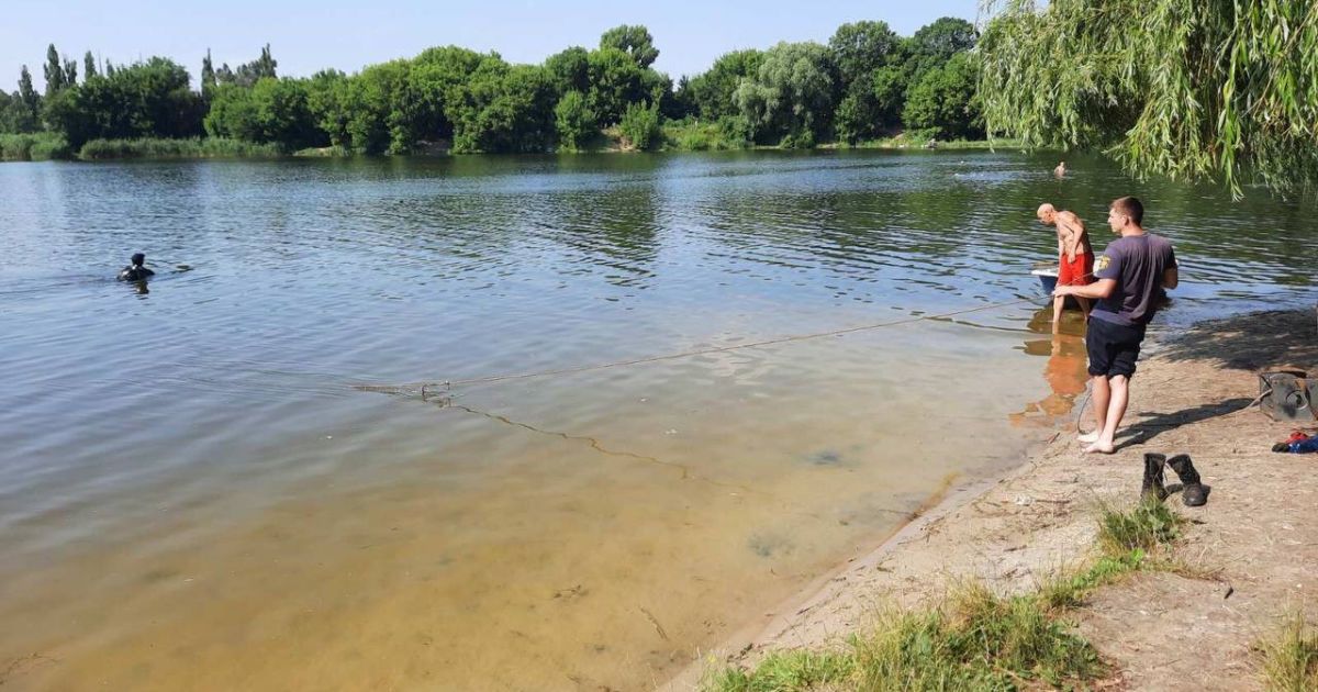 Відпочивали з мамою і другом: у Харкові втопився 16-річний підліток