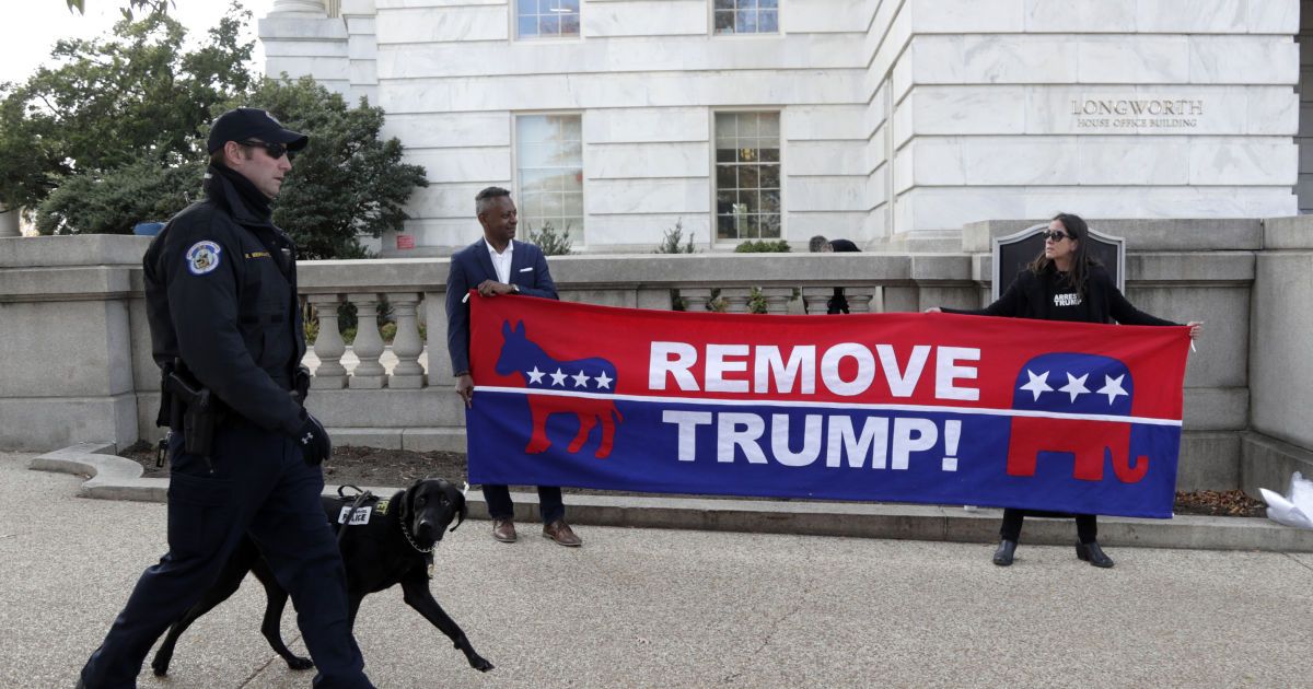 Интрига относительно импичмента Трампа имеет развязаться на следующей неделе