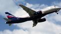 В Росії пасажирський літак Sukhoi Superjet-100 здійснив аварійну посадку / Фото: з відкритих джерел