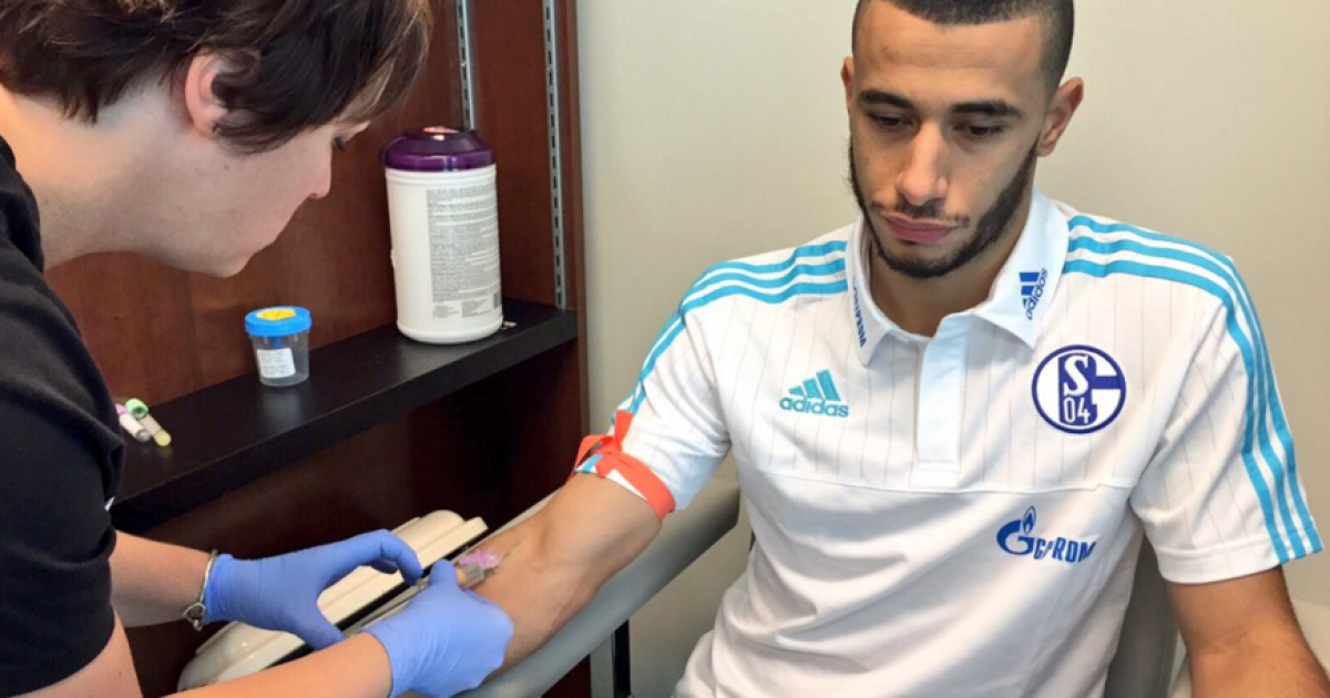 Беланда здоров и готов играть за "Шальке".