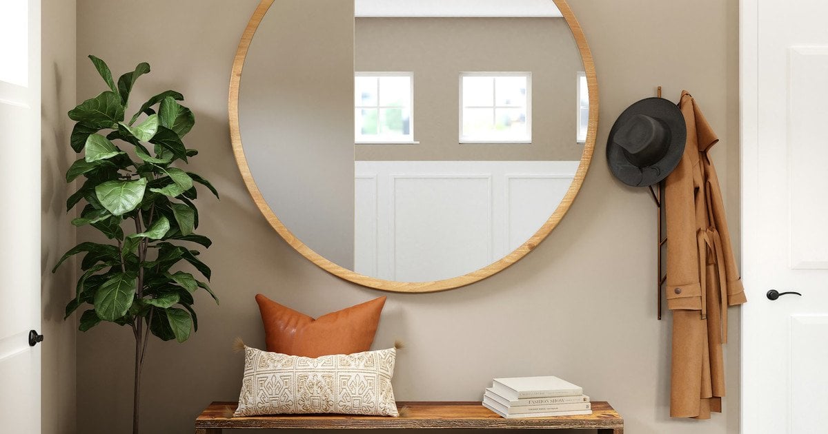 Чому не можна ставити дзеркало навпроти входу