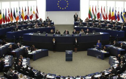 Вибори до парламенту ЄС. Народники втратили більшість, але не пропустили вперед скептиків