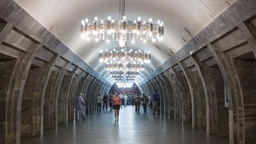 В Киеве 10 августа вечером возможно ограничение на вход на трех станциях метро