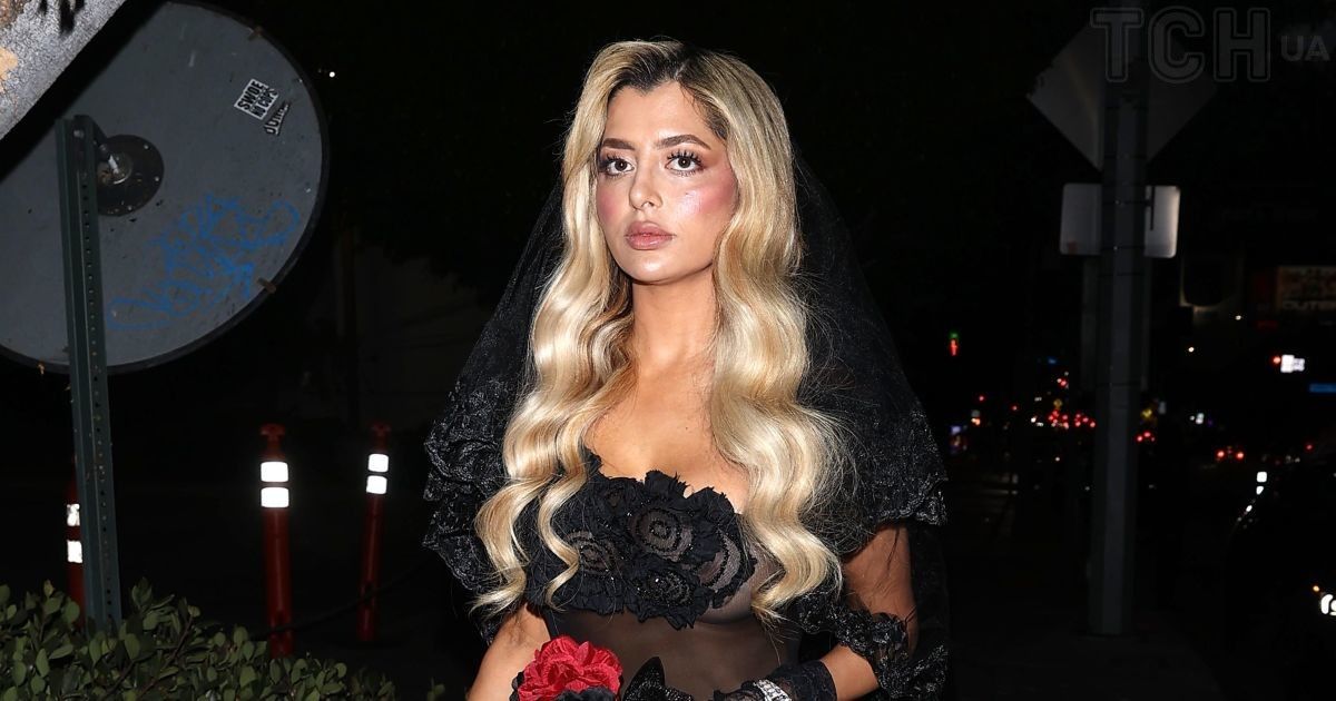 Мандана Болурчі