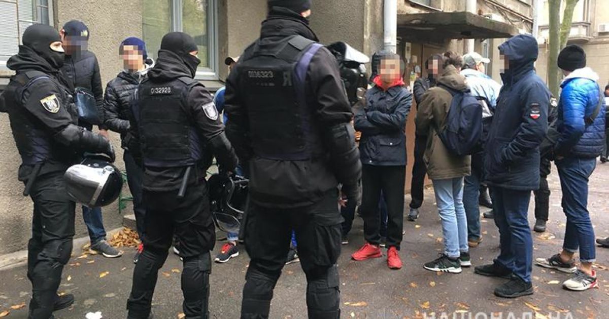 Затримання тітушок, Київ 5 / © npu.gov.ua