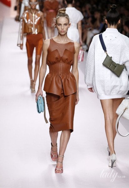 Коллекция Fendi прет-а-порте сезона весна-лето 2019 / © East News