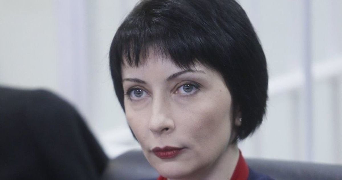 Елена Лукаш Голая