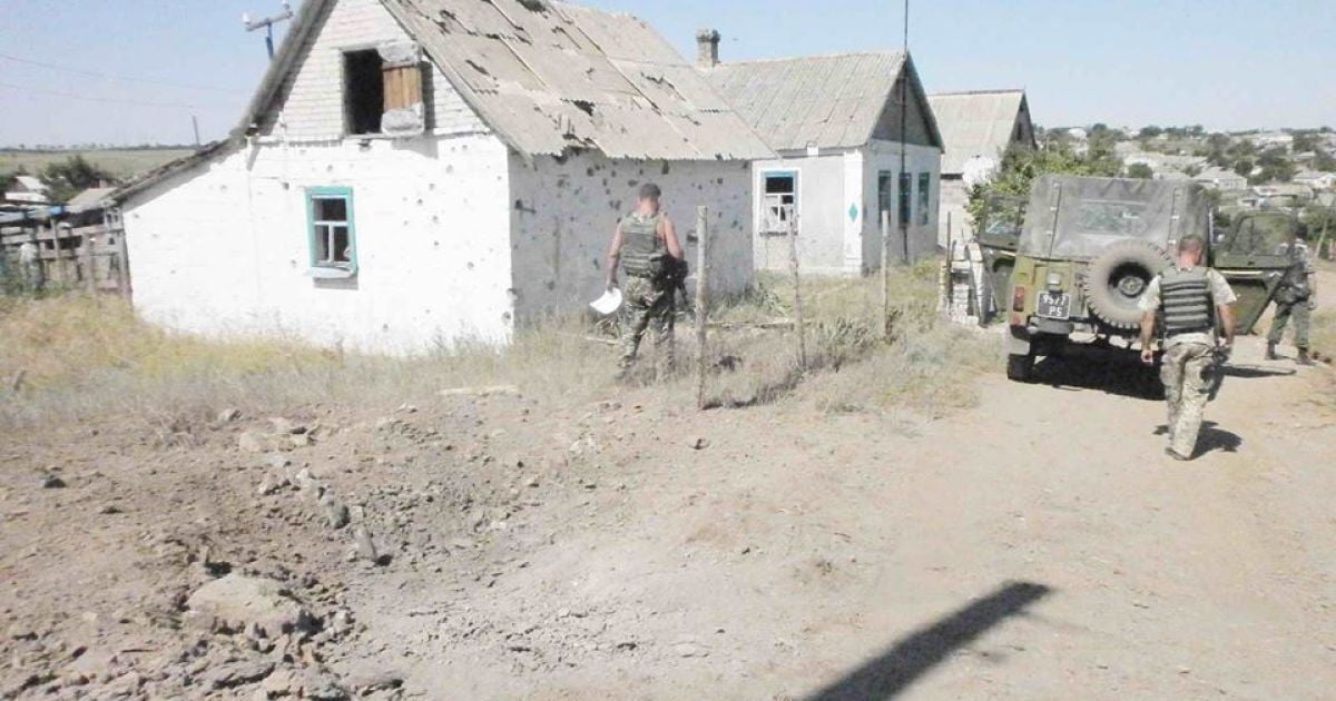 Боевики обстреляли Гранитное из самоходной артиллерийской установки 122 мм. / © Facebook/пресс-центр штаба АТО