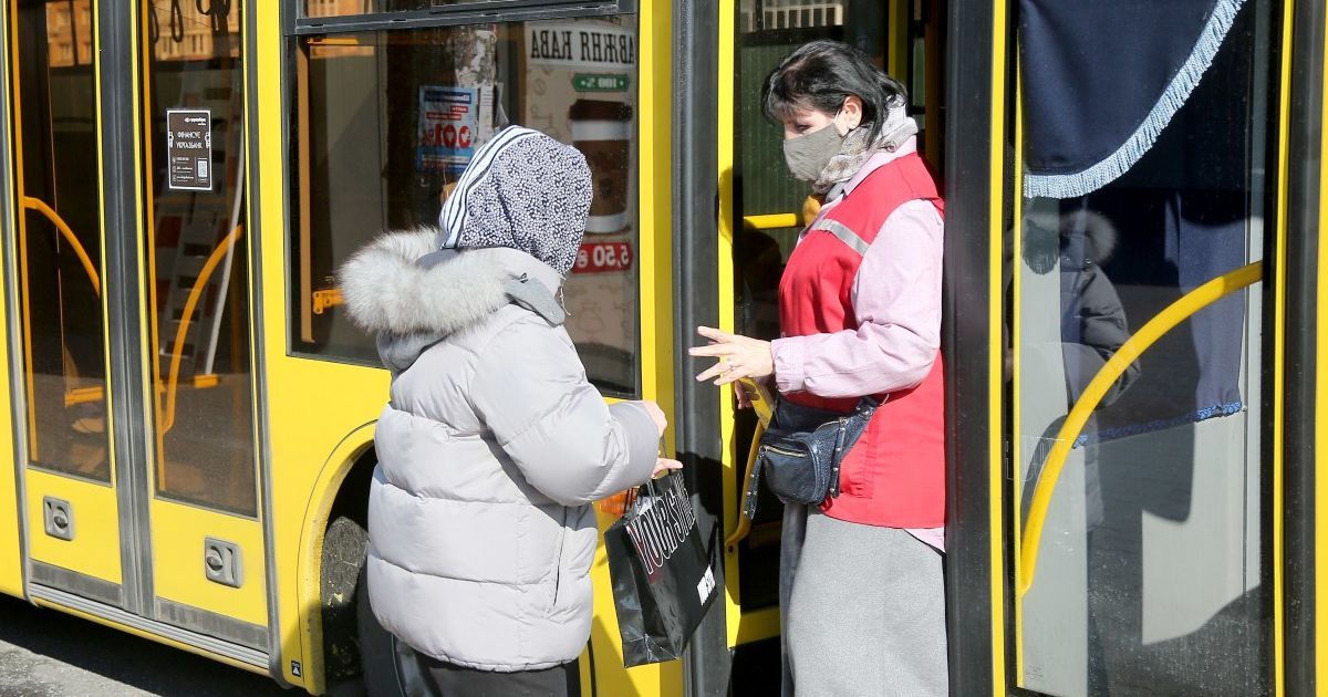 С "красной" зоны карантина готовятся вывести еще четыре области