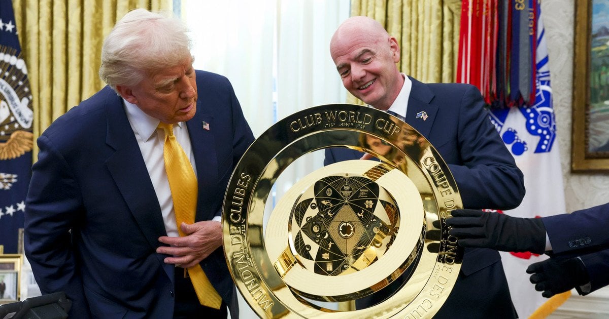 Трофей Клубного чемпионата мира-2025 по футболу