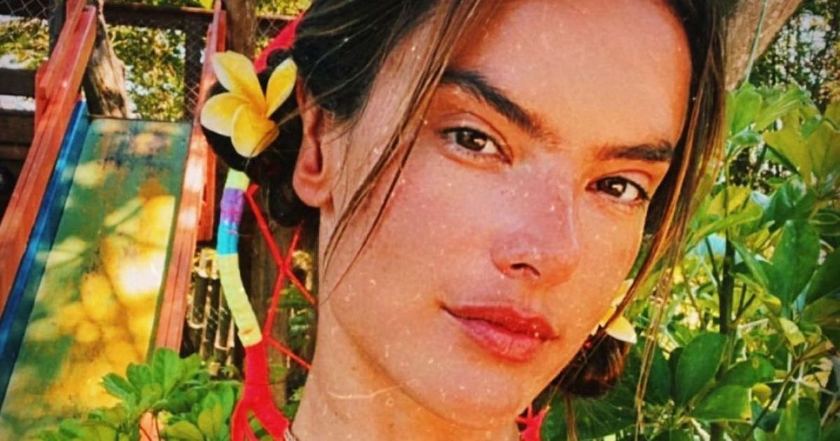 Алессандра Амбросио