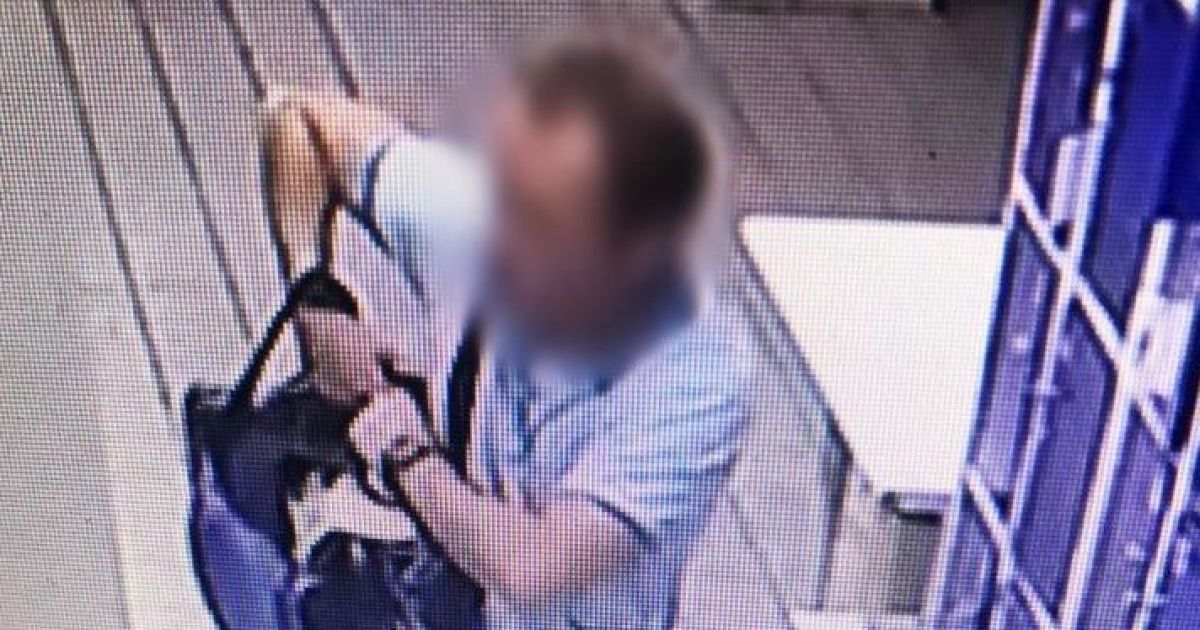 У Одесі чоловік зберігав гранати у камері схову супермаркету: "сховок" виявили пильні працівники
