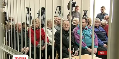 Понад 6 годин триває судове засідання Олексія Момота