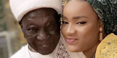 В Нигерии 20-летняя девушка вышла замуж за 90-летнего мужчину (фото)