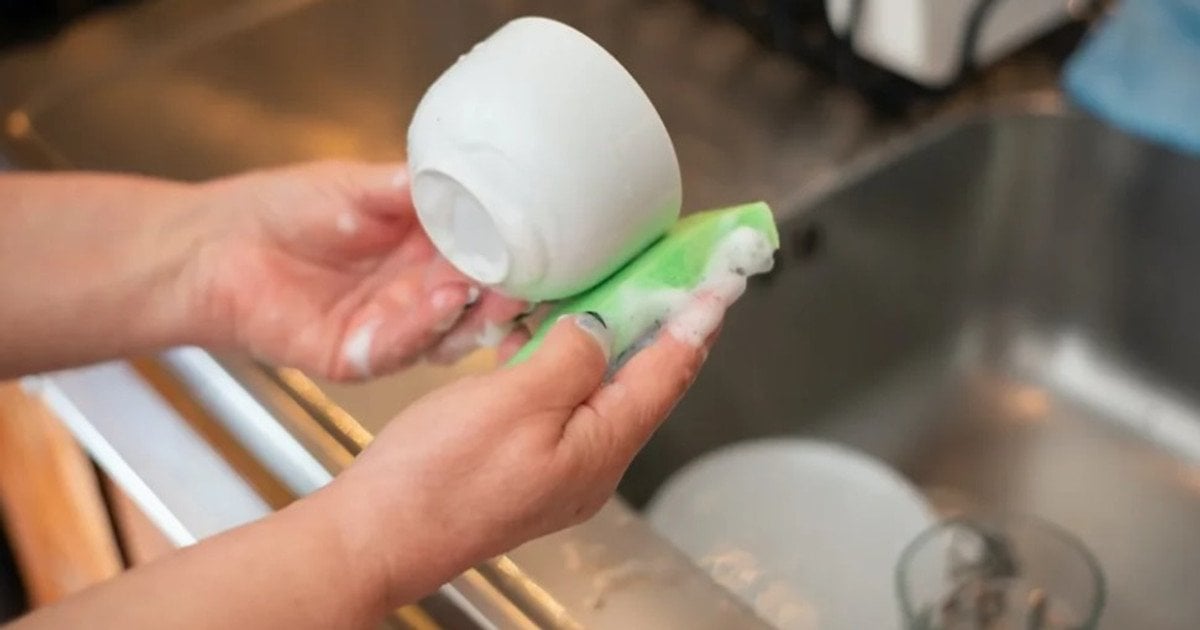 Брудний посуд