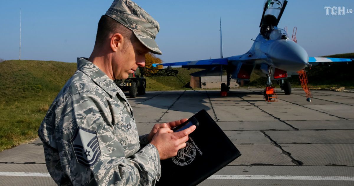 Аварія винищувача Су-27. Міністр оборони заявив, що літак ремонтували цього року