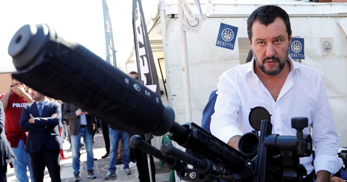 Итальянский вице-премьер "не видит смысла" в продолении санкций против РФ