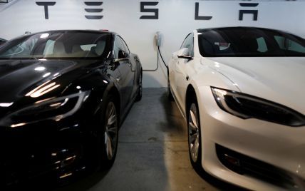 У Tesla заявили, що комплектують Model 3 вічним електроприводом