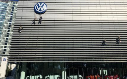 Volkswagen готовиться к независимости от корейских батарей