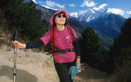 Померла легендарна альпіністка, яка першою з жінок підкорила Еверест