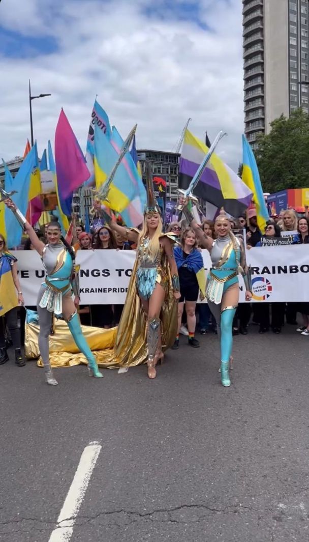 Оля Полякова в Pride in London / © instagram.com/polyakovamusic