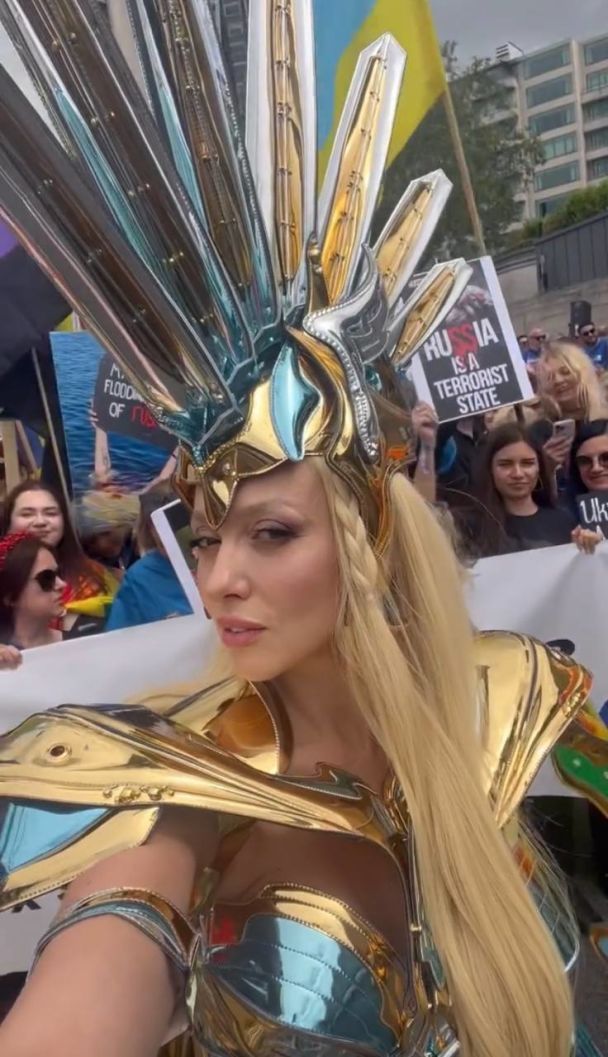 Оля Полякова на Pride in London / © instagram.com/polyakovamusic