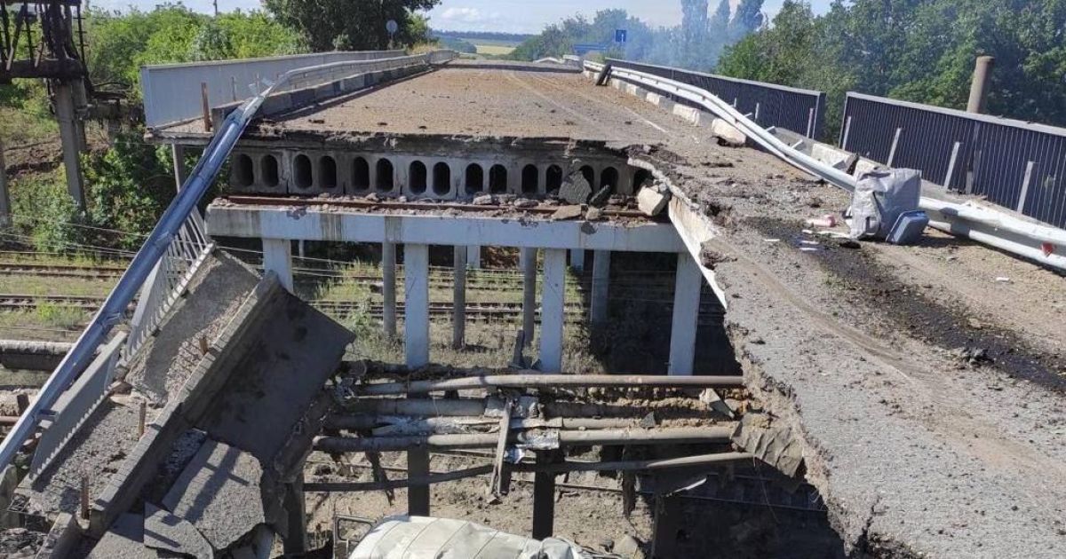 "Такі ризики є": Зеленський заявив, що росіяни можуть окупувати всю Луганську область